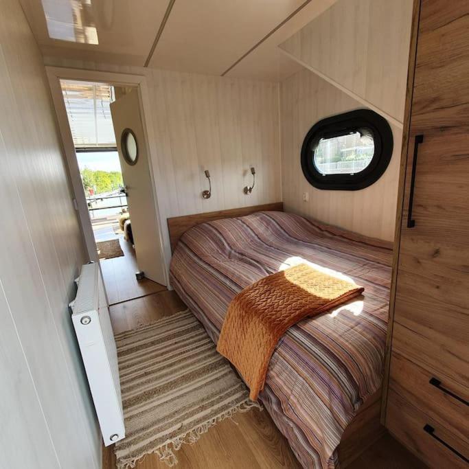 Hotel Modern, Brand New Houseboat Near Amsterdam Monnickendam Zewnętrze zdjęcie