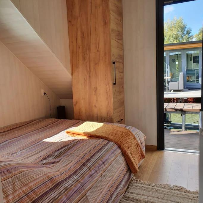 Hotel Modern, Brand New Houseboat Near Amsterdam Monnickendam Zewnętrze zdjęcie